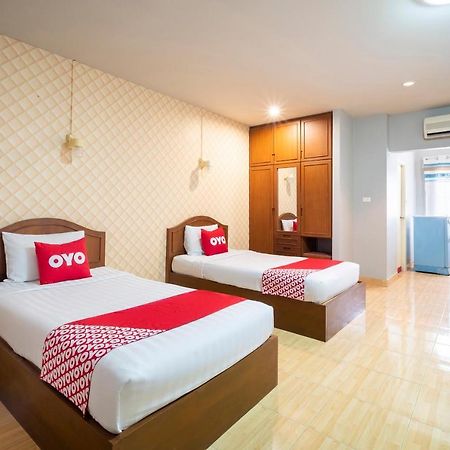 פאטאיה Oyo 663 Green Beach Room מראה חיצוני תמונה