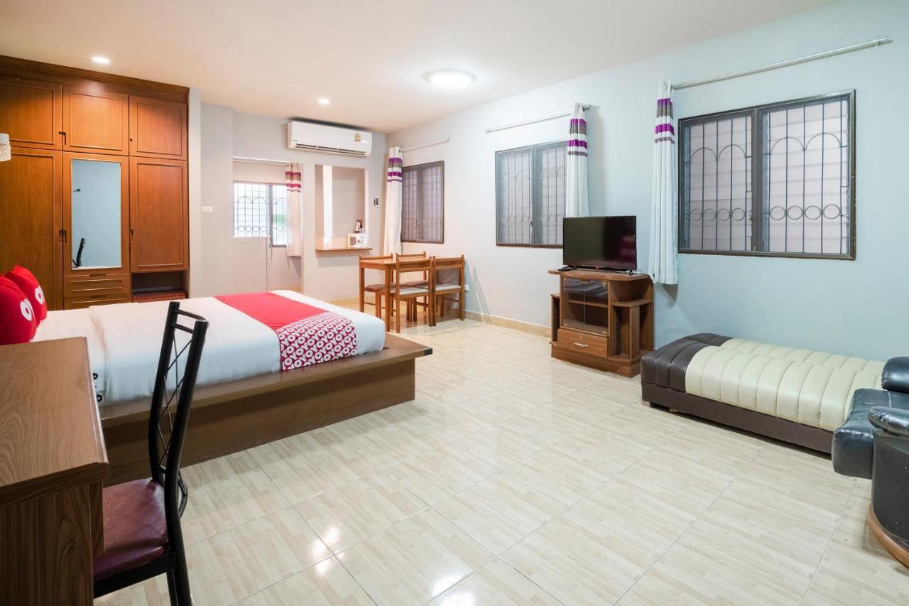 פאטאיה Oyo 663 Green Beach Room מראה חיצוני תמונה