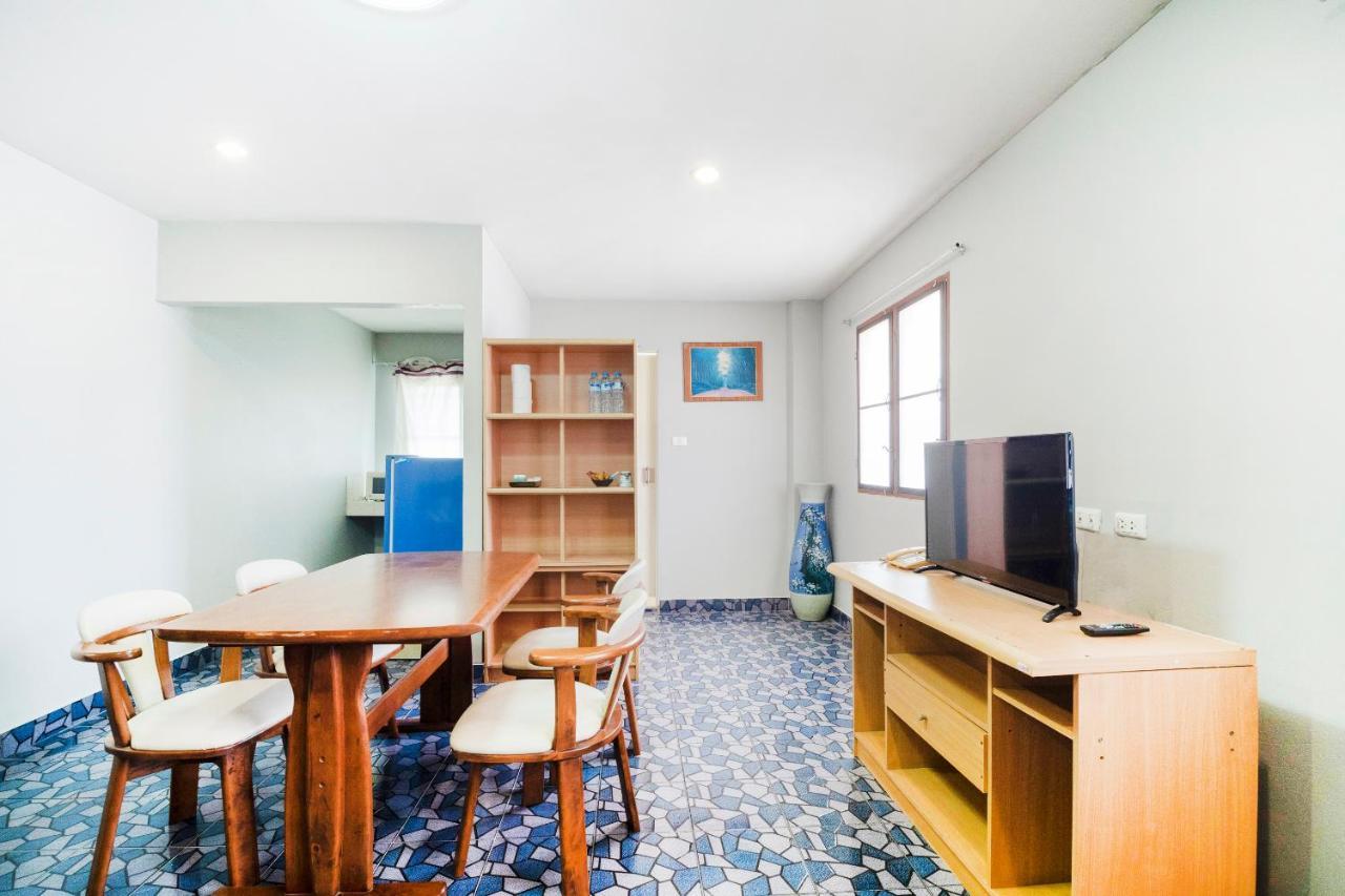 פאטאיה Oyo 663 Green Beach Room מראה חיצוני תמונה