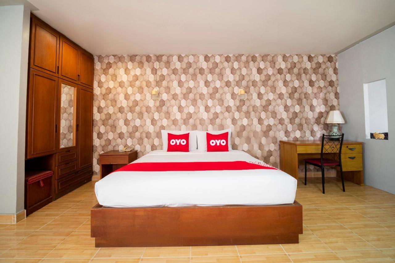 פאטאיה Oyo 663 Green Beach Room מראה חיצוני תמונה