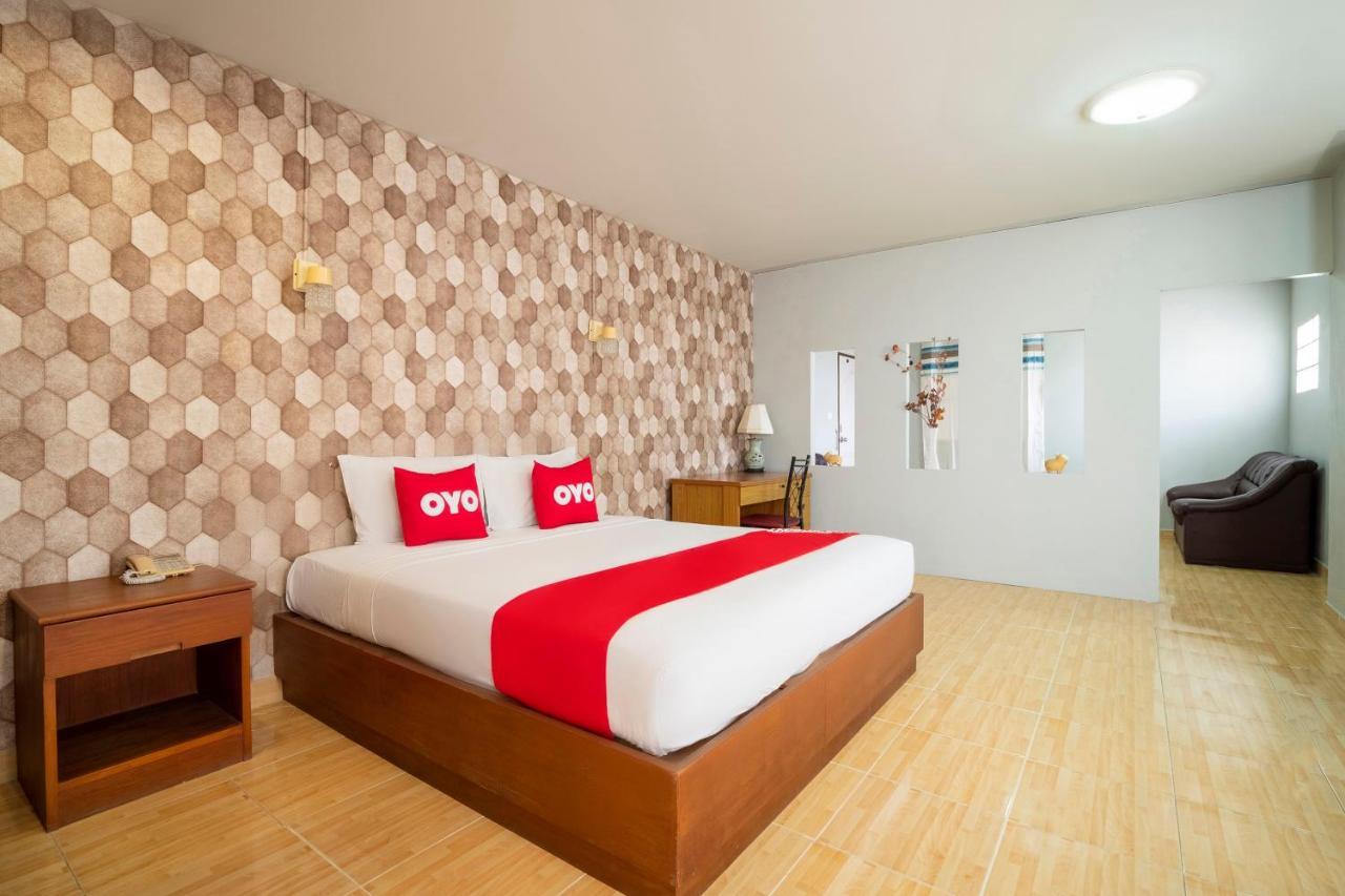 פאטאיה Oyo 663 Green Beach Room מראה חיצוני תמונה