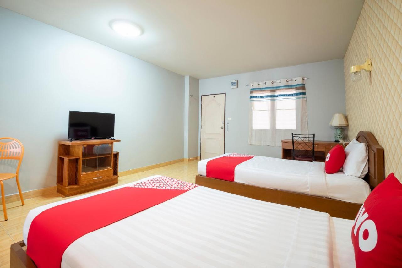 פאטאיה Oyo 663 Green Beach Room מראה חיצוני תמונה