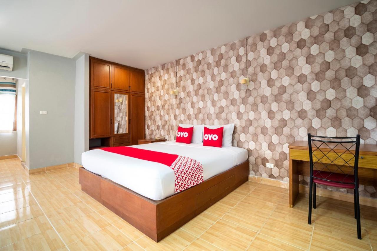 פאטאיה Oyo 663 Green Beach Room מראה חיצוני תמונה