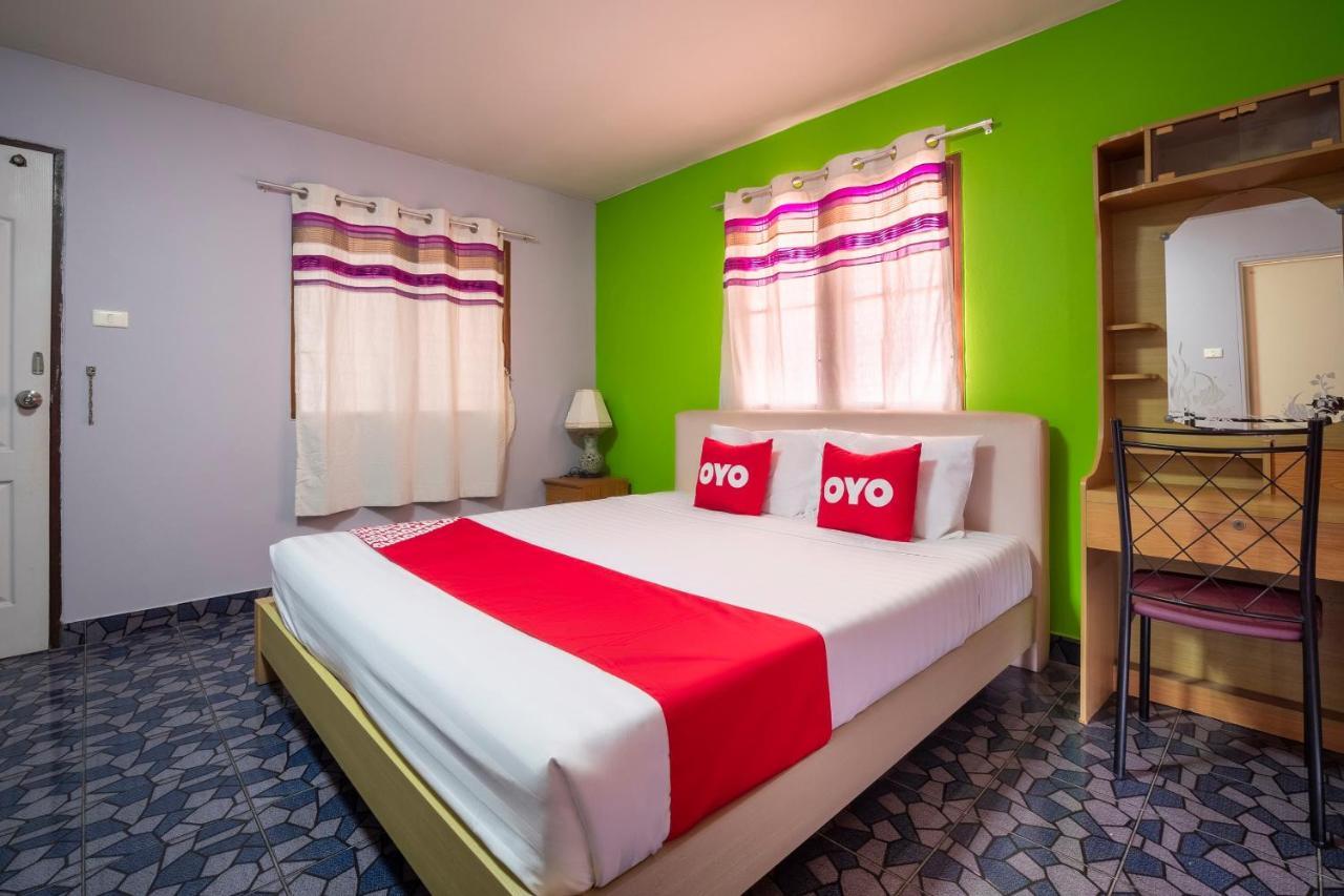 פאטאיה Oyo 663 Green Beach Room מראה חיצוני תמונה