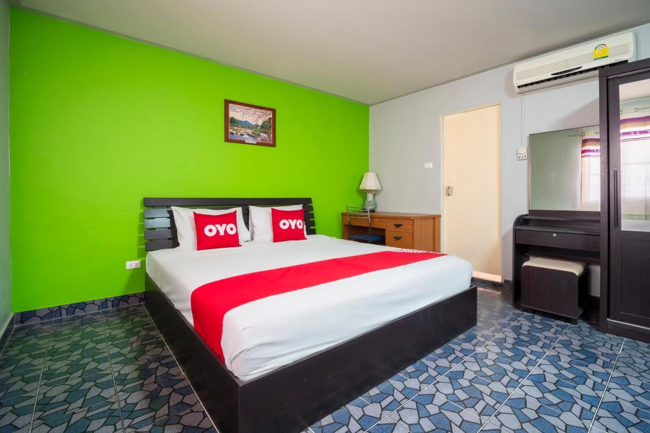 פאטאיה Oyo 663 Green Beach Room מראה חיצוני תמונה