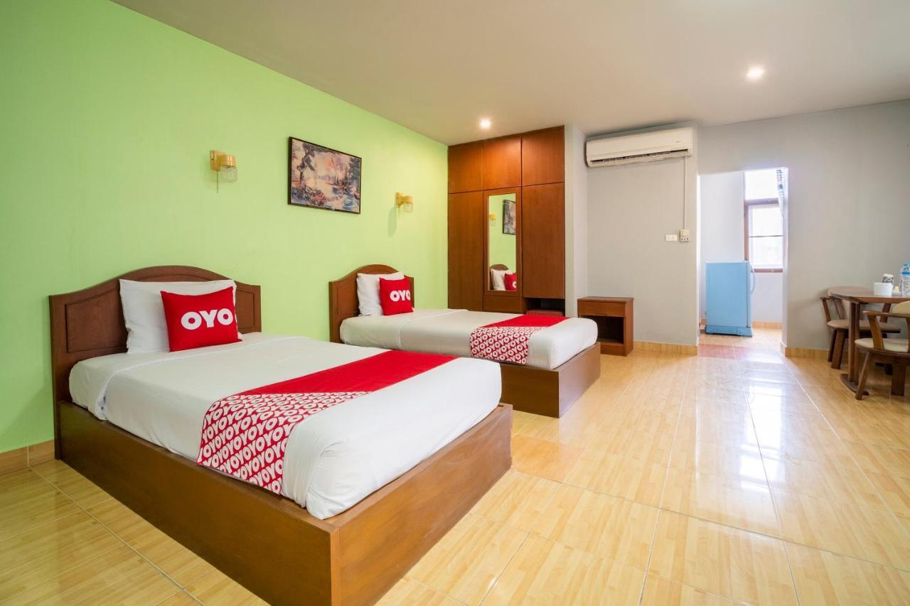 פאטאיה Oyo 663 Green Beach Room מראה חיצוני תמונה