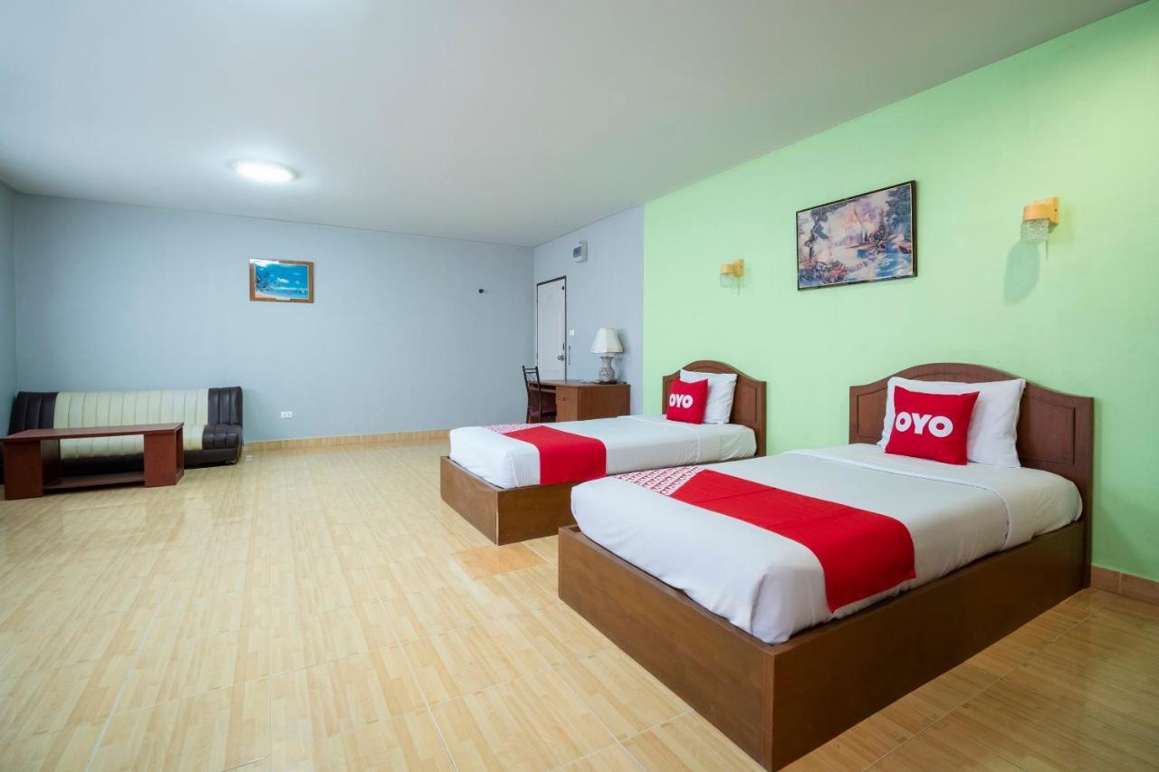 פאטאיה Oyo 663 Green Beach Room מראה חיצוני תמונה