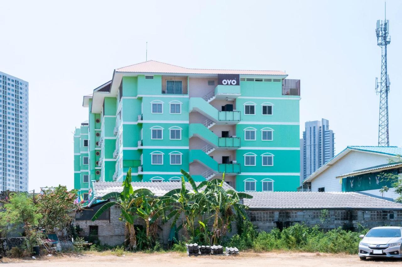 פאטאיה Oyo 663 Green Beach Room מראה חיצוני תמונה
