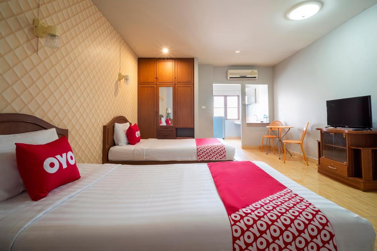 פאטאיה Oyo 663 Green Beach Room מראה חיצוני תמונה