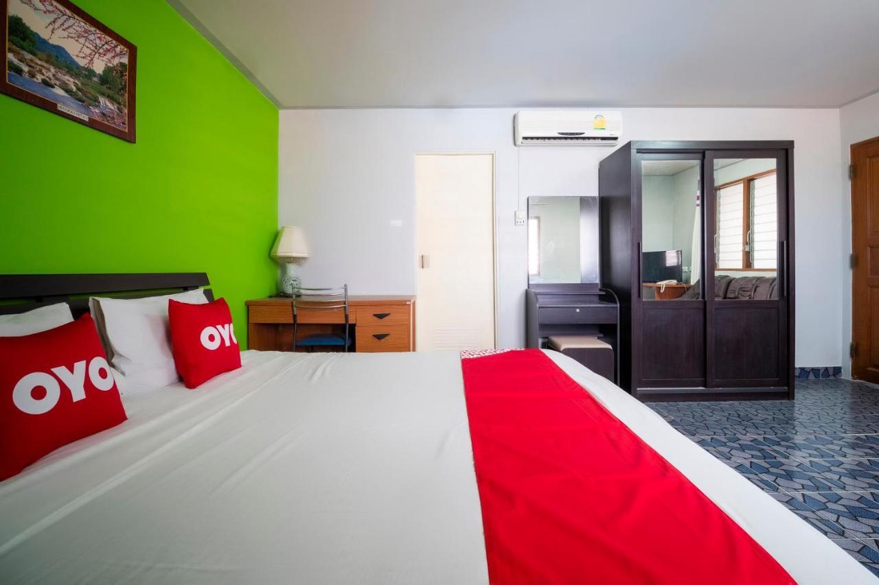 פאטאיה Oyo 663 Green Beach Room מראה חיצוני תמונה