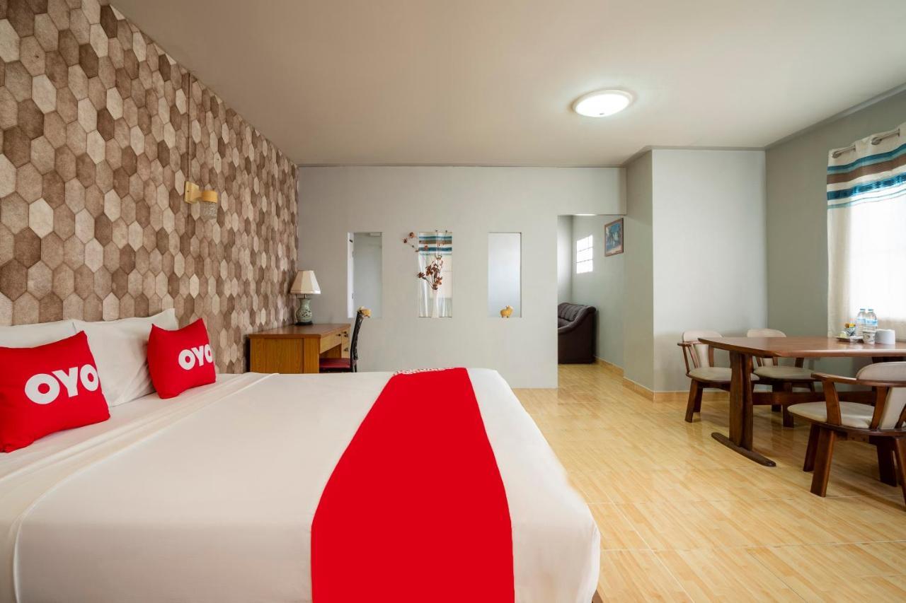 פאטאיה Oyo 663 Green Beach Room מראה חיצוני תמונה