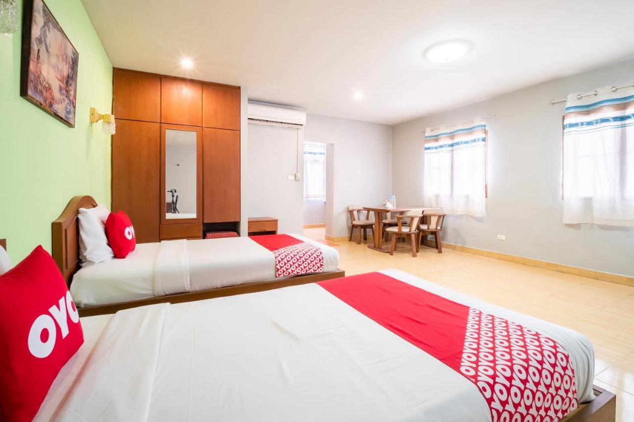 פאטאיה Oyo 663 Green Beach Room מראה חיצוני תמונה