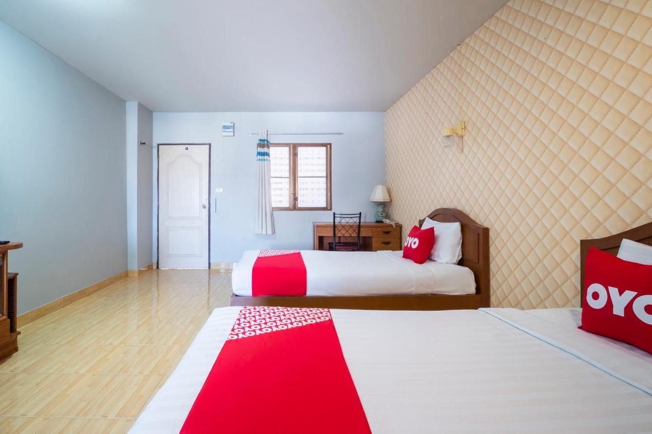 פאטאיה Oyo 663 Green Beach Room מראה חיצוני תמונה