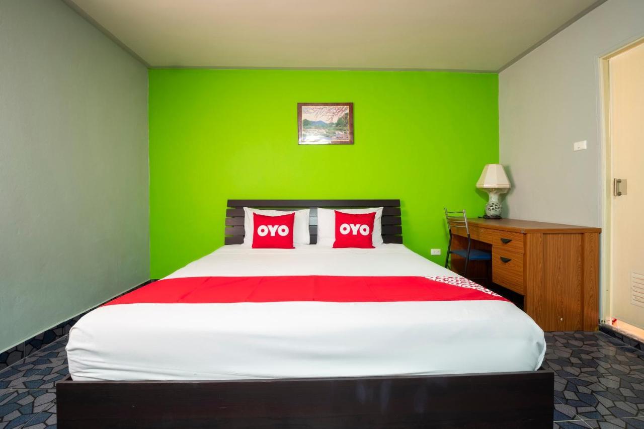 פאטאיה Oyo 663 Green Beach Room מראה חיצוני תמונה