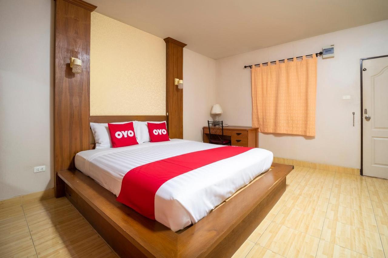 פאטאיה Oyo 663 Green Beach Room מראה חיצוני תמונה